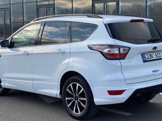 Ford Kuga foto 3