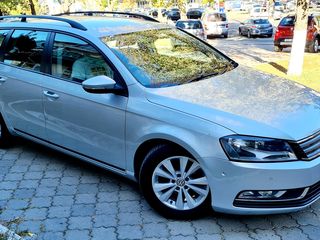 Volkswagen Passat foto 10