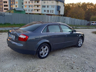 Audi A4 foto 5