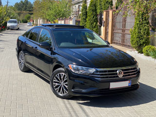 Volkswagen Jetta foto 1