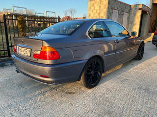 BMW 3 Series Coupe foto 4