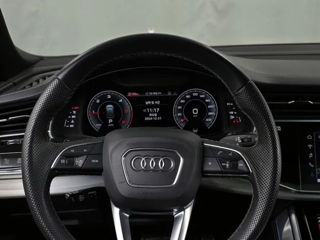 Audi Q8 foto 6