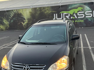 Toyota Avensis Verso