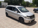 Opel Zafira foto 1