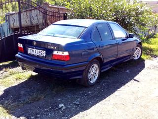 BMW 3 Series foto 2