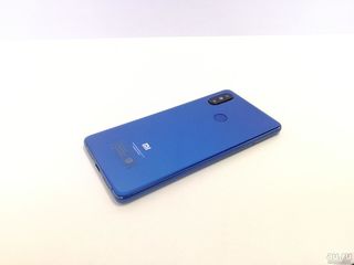 Xiaomi Mi8 se 6/64 foto 3