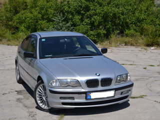 BMW 3 Series foto 9