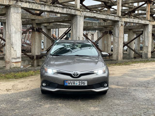 Toyota Auris foto 3