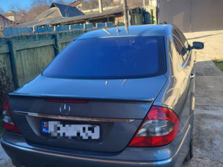 Mercedes E-Class foto 3