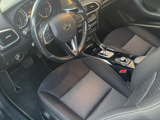 Infiniti Q30 foto 6