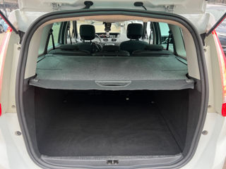 Renault Grand Scenic foto 9