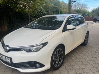 Toyota Auris foto 2