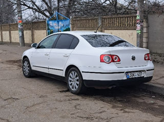 Volkswagen Passat foto 3