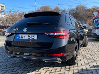 Skoda Superb foto 3