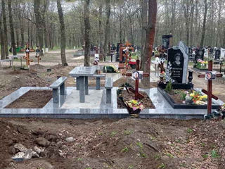 Monumente funerare de la un producător direct. foto 4