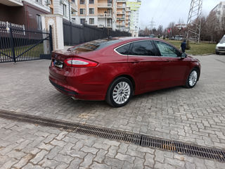 Ford Fusion foto 7