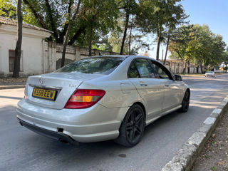 Mercedes W204 foto 3