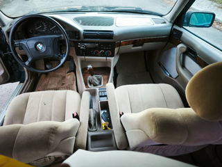 BMW 5 Series foto 6