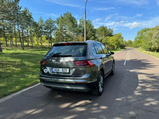 Volkswagen Tiguan foto 6