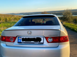 Honda Accord foto 2