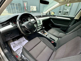 Volkswagen Passat foto 7