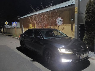 Skoda Superb foto 4