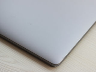 MacBook Pro 15 Retina 2017 (Core i7 7700HQ/16Gb Ram/256Gb SSD/ Radeon Pro 555/15.4" Retina IPS) foto 15