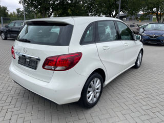 Mercedes B-Class foto 3