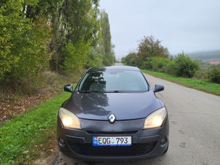 Renault Megane foto 1