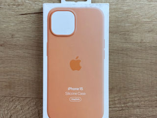 Apple iPhone 15 Silicone Case with MagSafe - Orange Sorbet