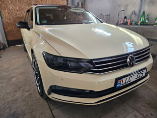 Volkswagen Passat foto 1