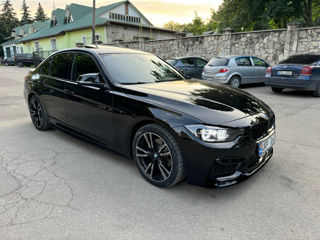 BMW 3 Series фото 0