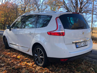 Renault Grand Scenic foto 2