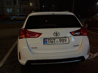 Toyota Auris foto 3