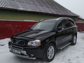 Volvo XC90 foto 1