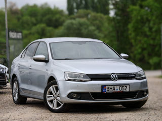 Volkswagen Jetta foto 1