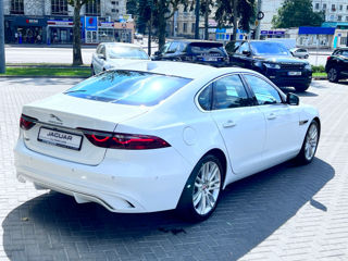 Jaguar XF foto 4