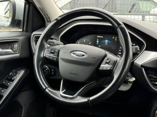 Ford Focus foto 8