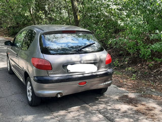 Peugeot 206 foto 4