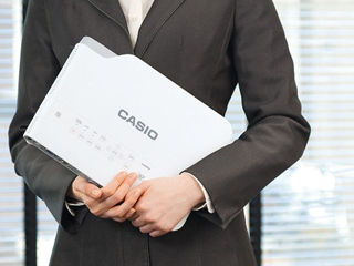 лазерный проектор Casio Ultra--Slim (компактный), ресурс лампы 20000 часов