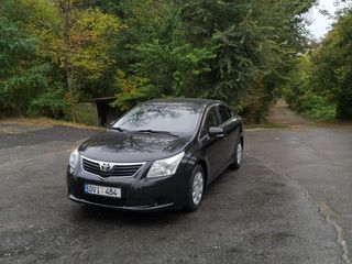 Toyota Avensis foto 5