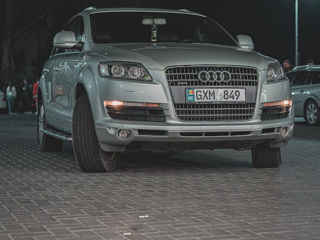 Audi Q7 foto 2