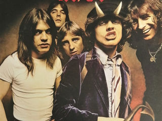 AC/DC - Highway To Hell. Si multe altele! Livrare Gratuita!