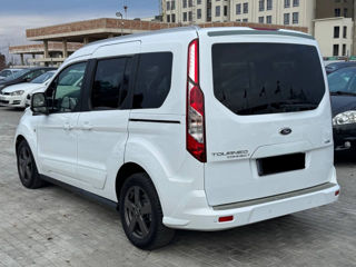 Ford Tourneo Connect foto 4