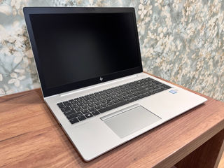 HP EliteBook 850 G5 / 15.6" FHD / i7-8650U vPro / RAM 16GB DDR4 / 256GB NVME SSD / Thunderbolt 3 foto 2