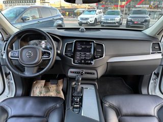 Volvo XC90 foto 8