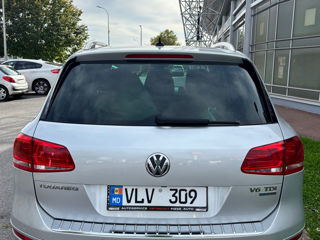 Volkswagen Touareg foto 3