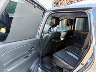 Renault Grand Scenic foto 6