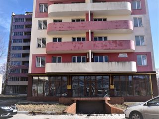 Oferim spre vinzare apartamente cu 1,2,3 camere in varianta alba ,or.Ungheni,str.Romana !! foto 7