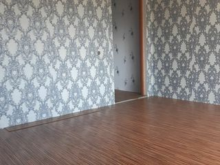 Apartament spațios cu 5 camere foto 2